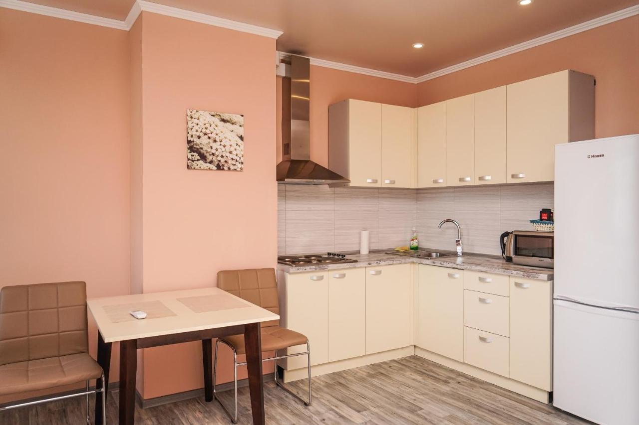 Cozy Apartment In A New Building Close To The Downtown Kiev Exteriör bild